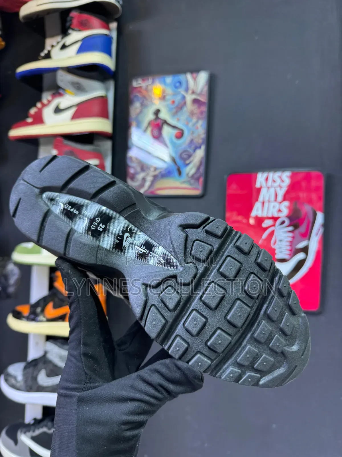 Airmax 95 Sneakers Available