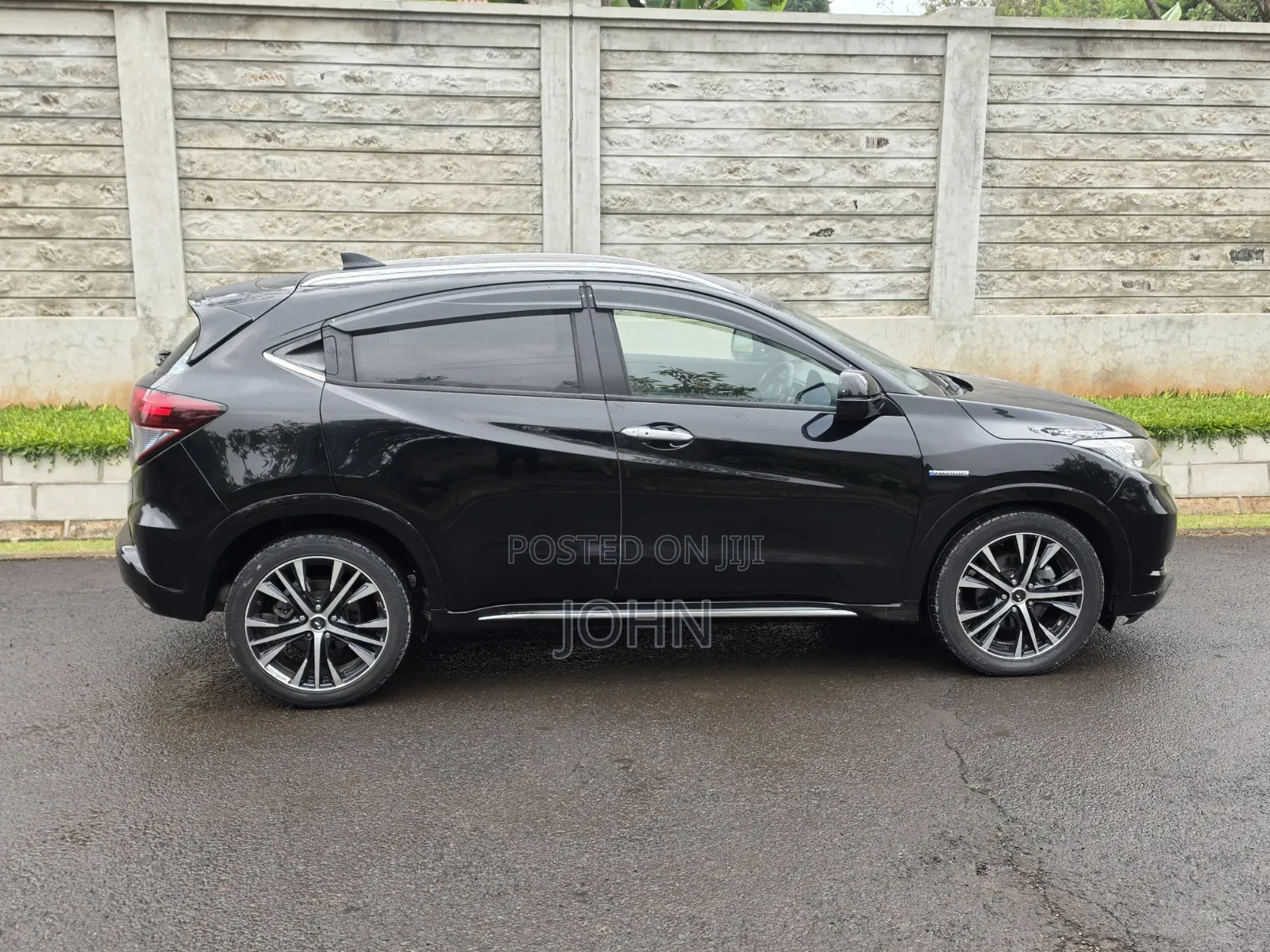Honda Vezel 1.5 Hybrid 2WD 2016 Black