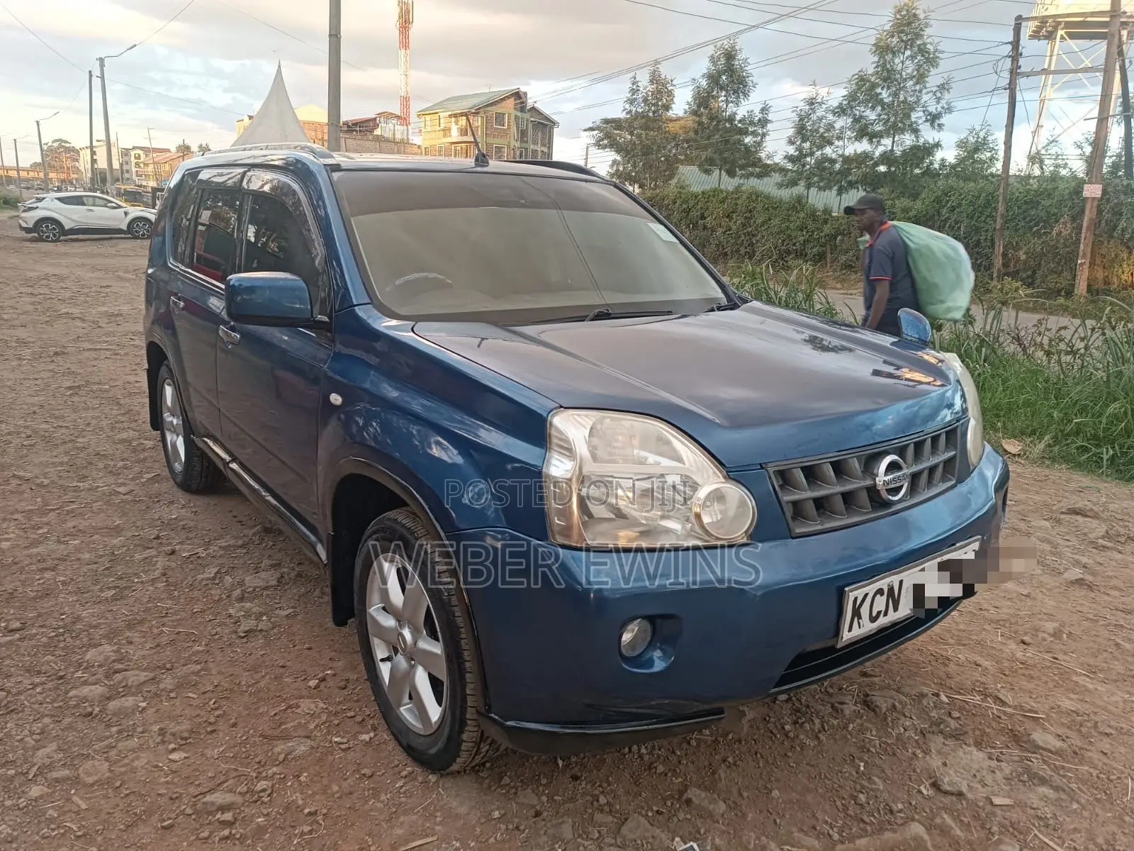 Nissan X-Trail 2.0 Petrol XE 2010 Blue