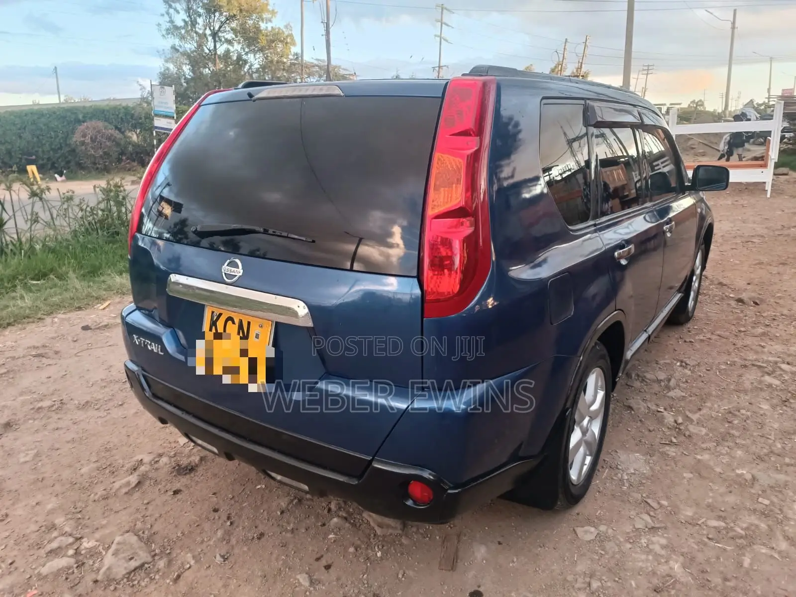 Nissan X-Trail 2.0 Petrol XE 2010 Blue