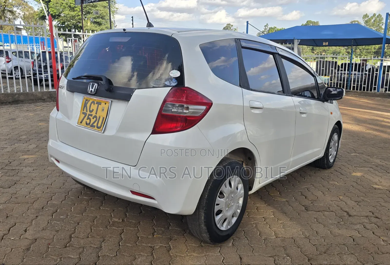 Honda Fit 2011 White