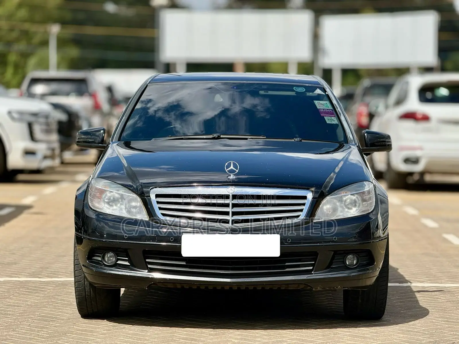 Mercedes-Benz C180 2010 Black