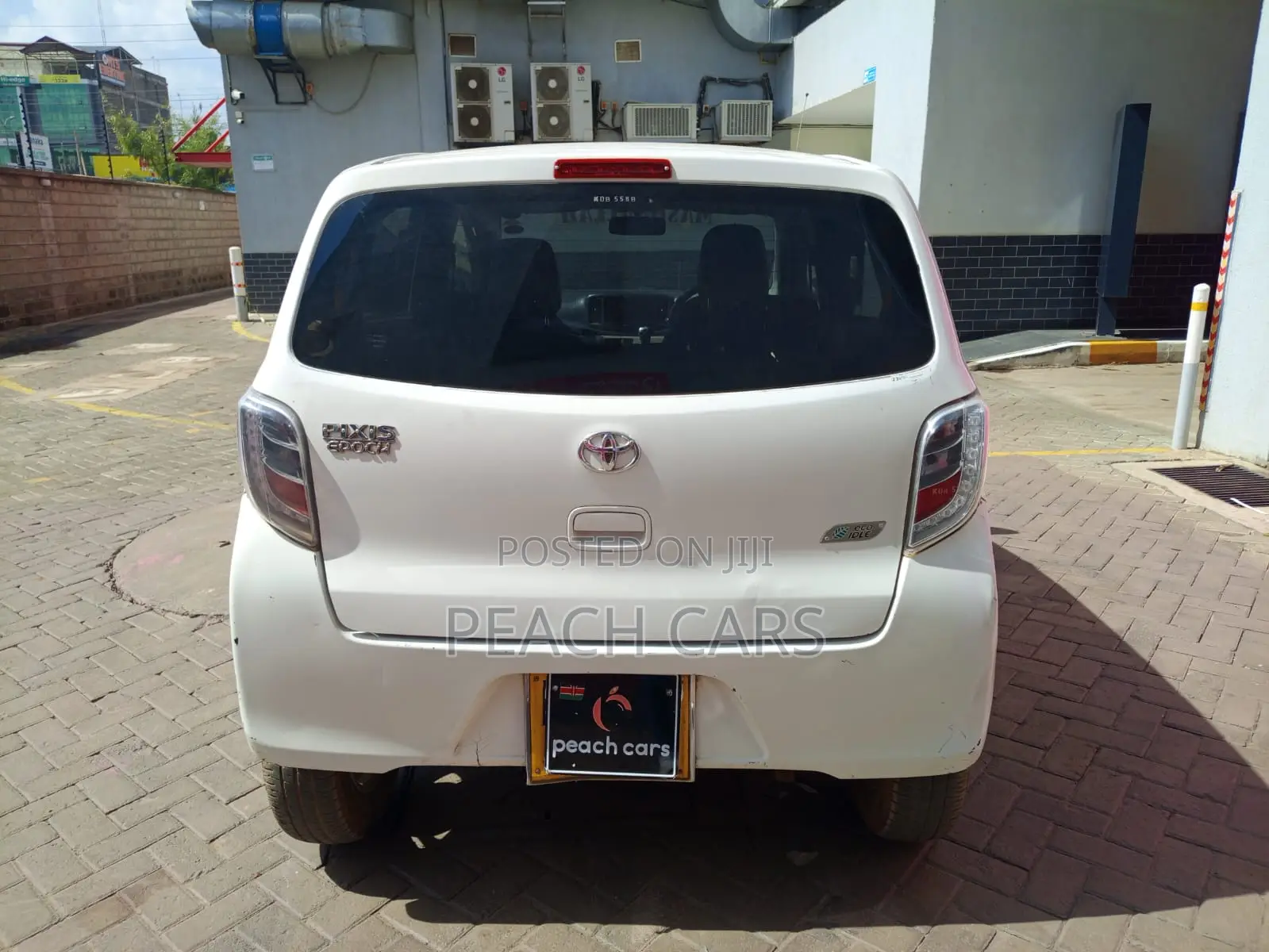 Toyota Pixis 2013 White