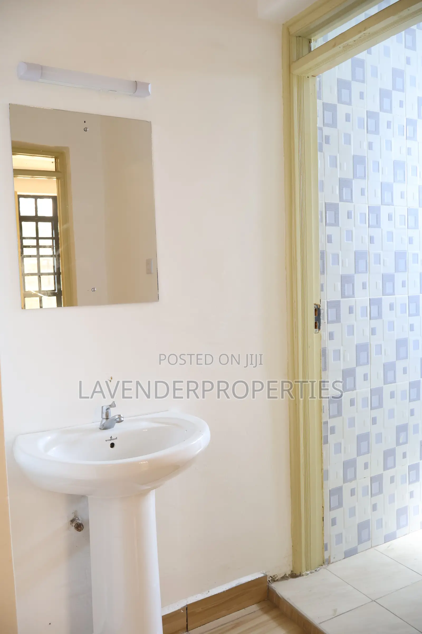 4bdrm Villa in Bosque Court, Karagita for rent