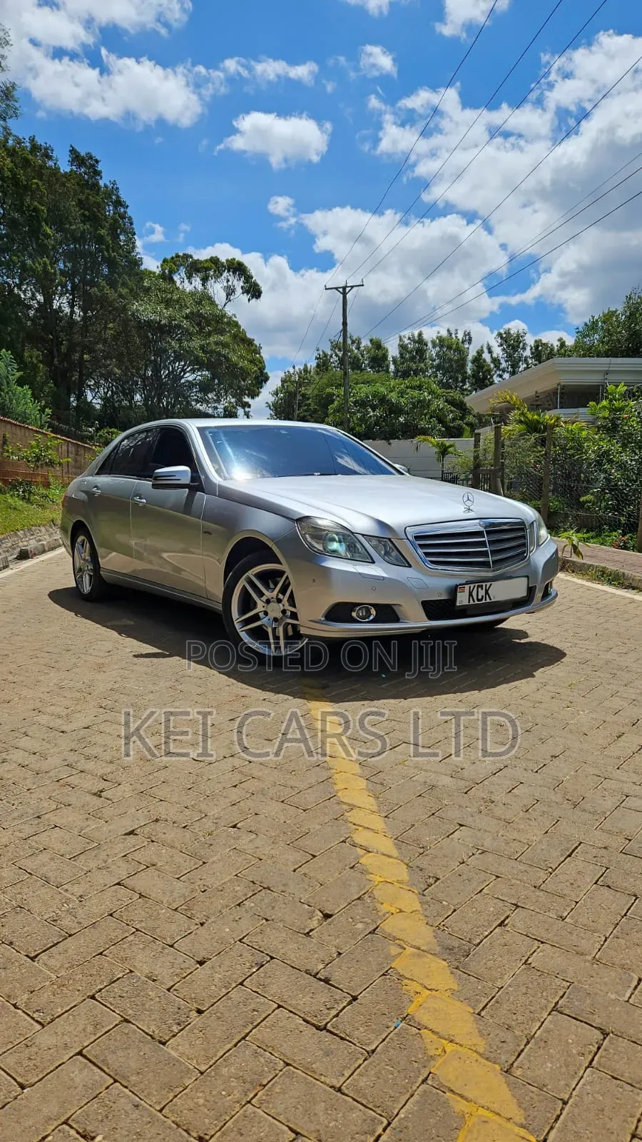 Mercedes-Benz E250 2009 Silver