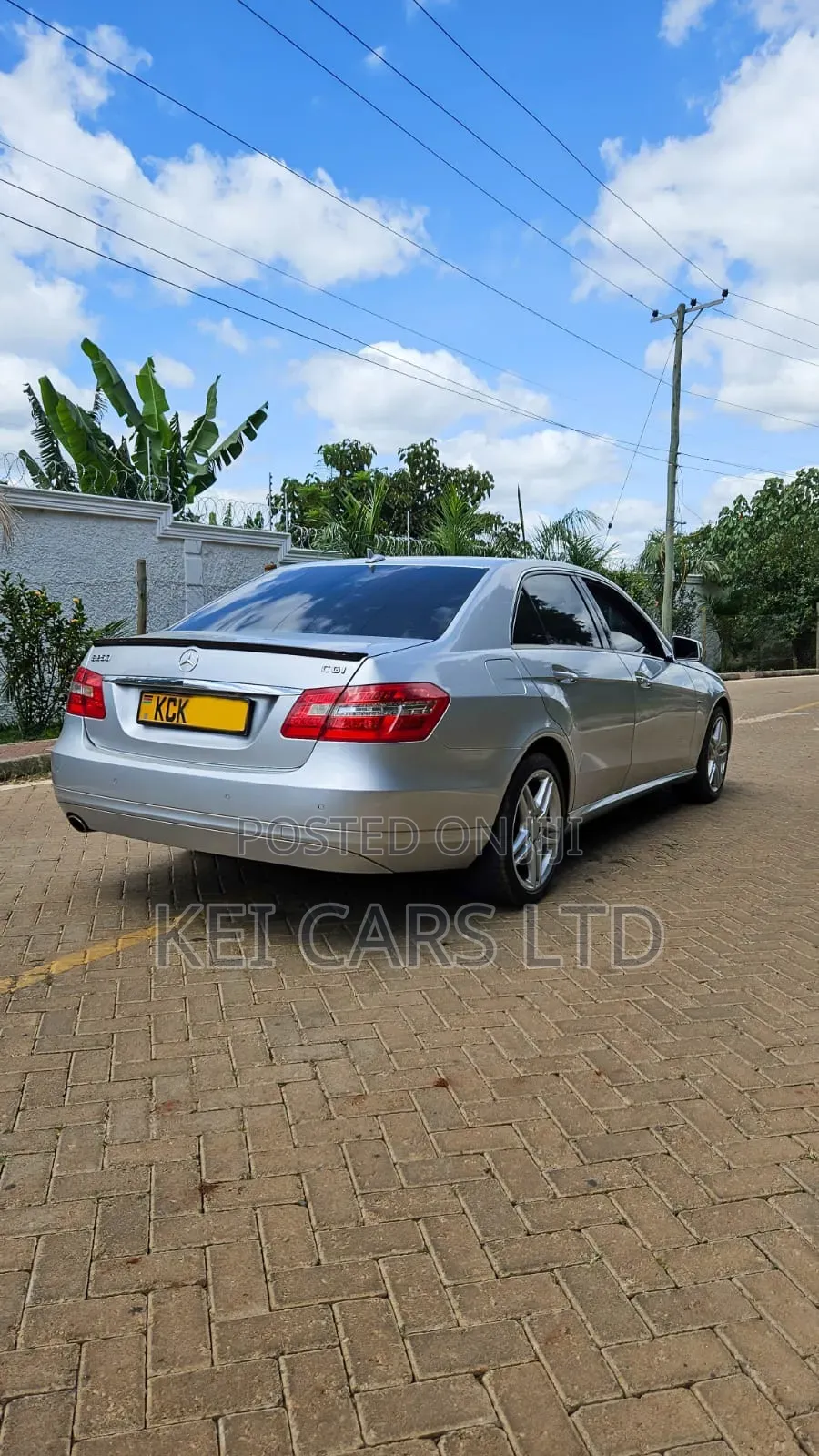 Mercedes-Benz E250 2009 Silver