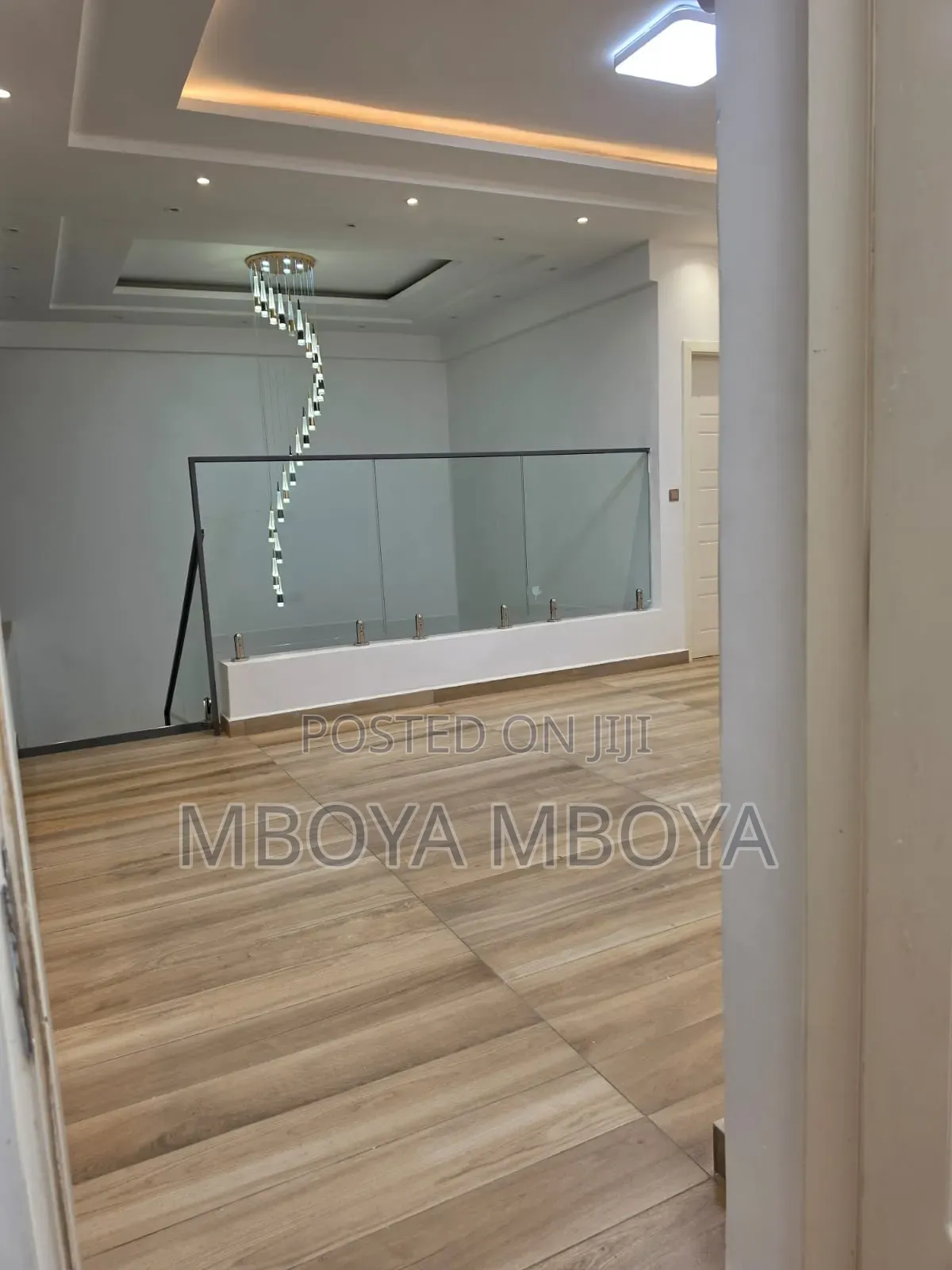 6bdrm Apartment in Parklands for sale