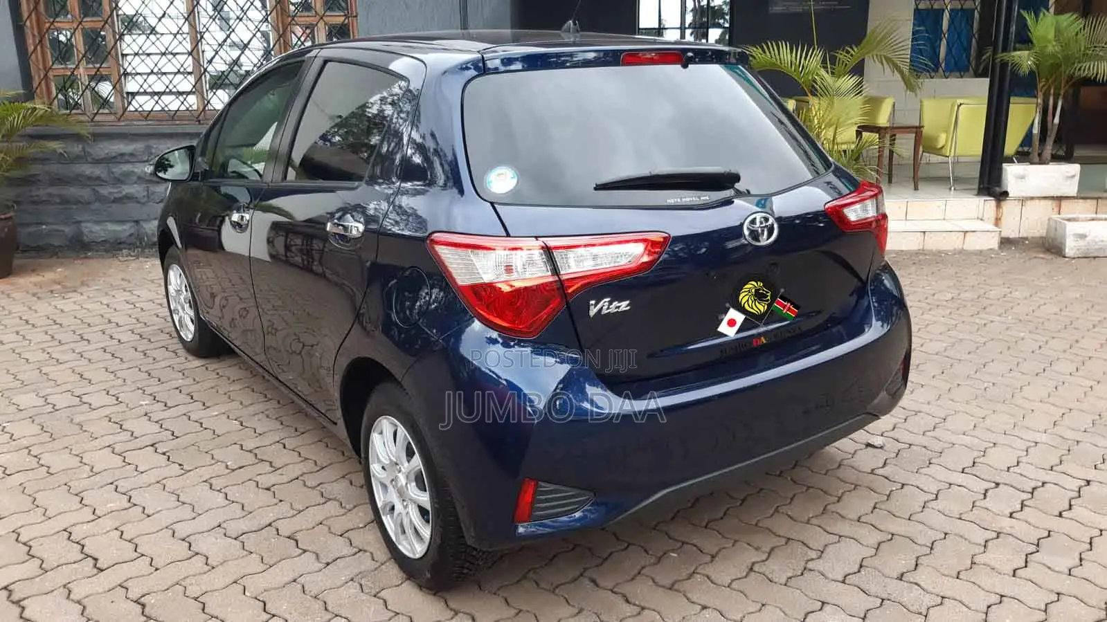 Toyota Vitz 1.0 FWD 5dr 2019 Blue