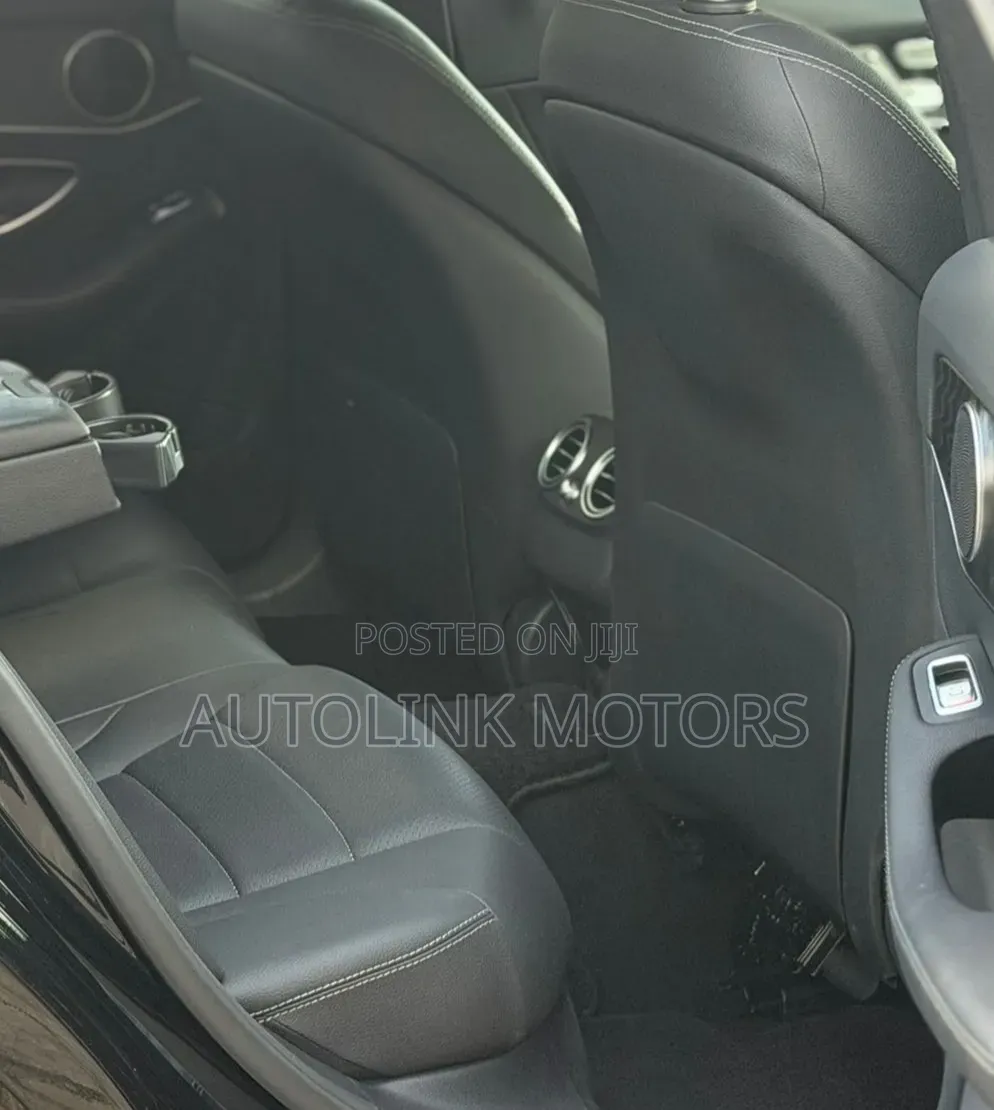 Mercedes-Benz C200 2019 Black