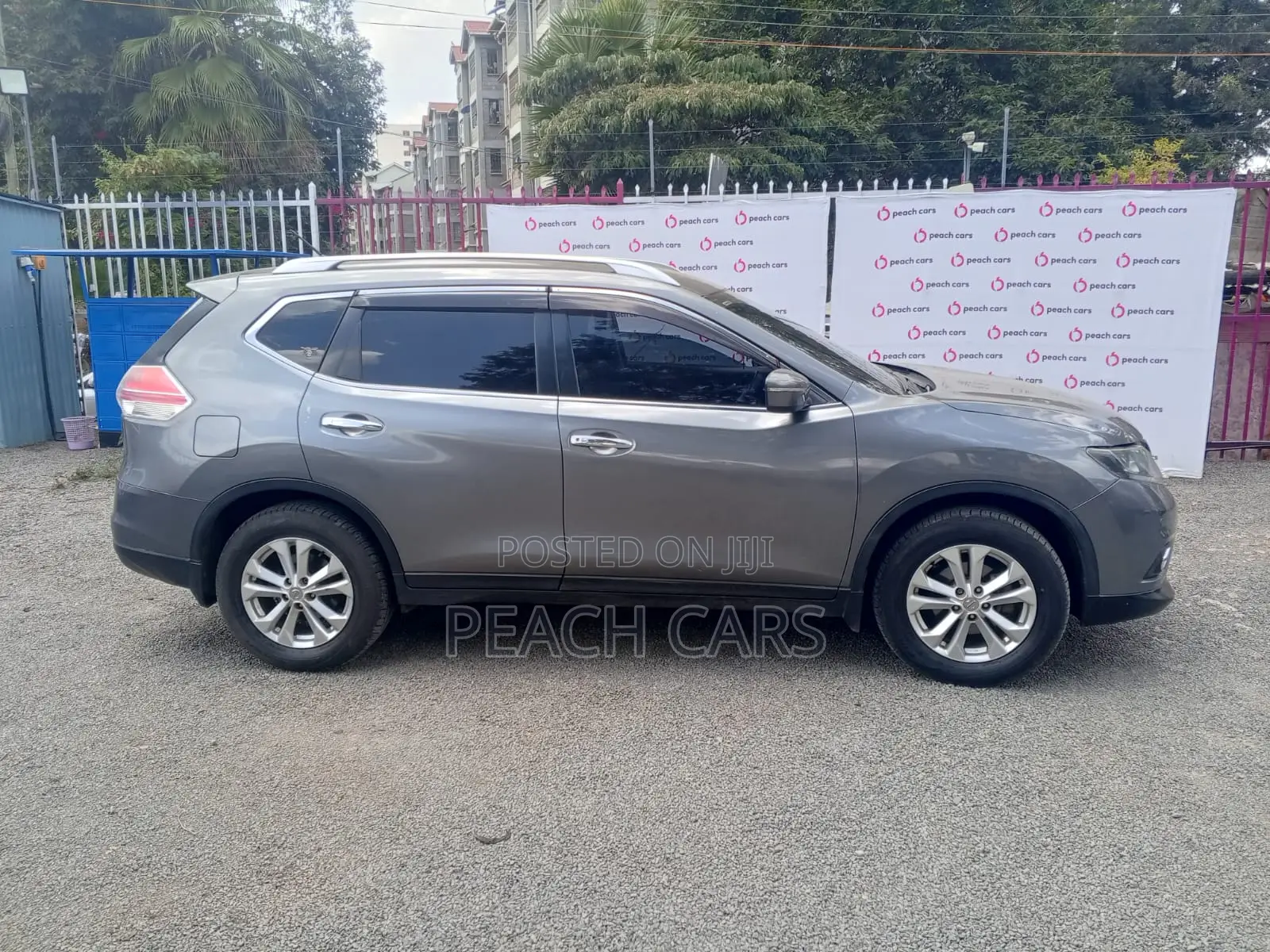 Nissan X-Trail 2015 Gray