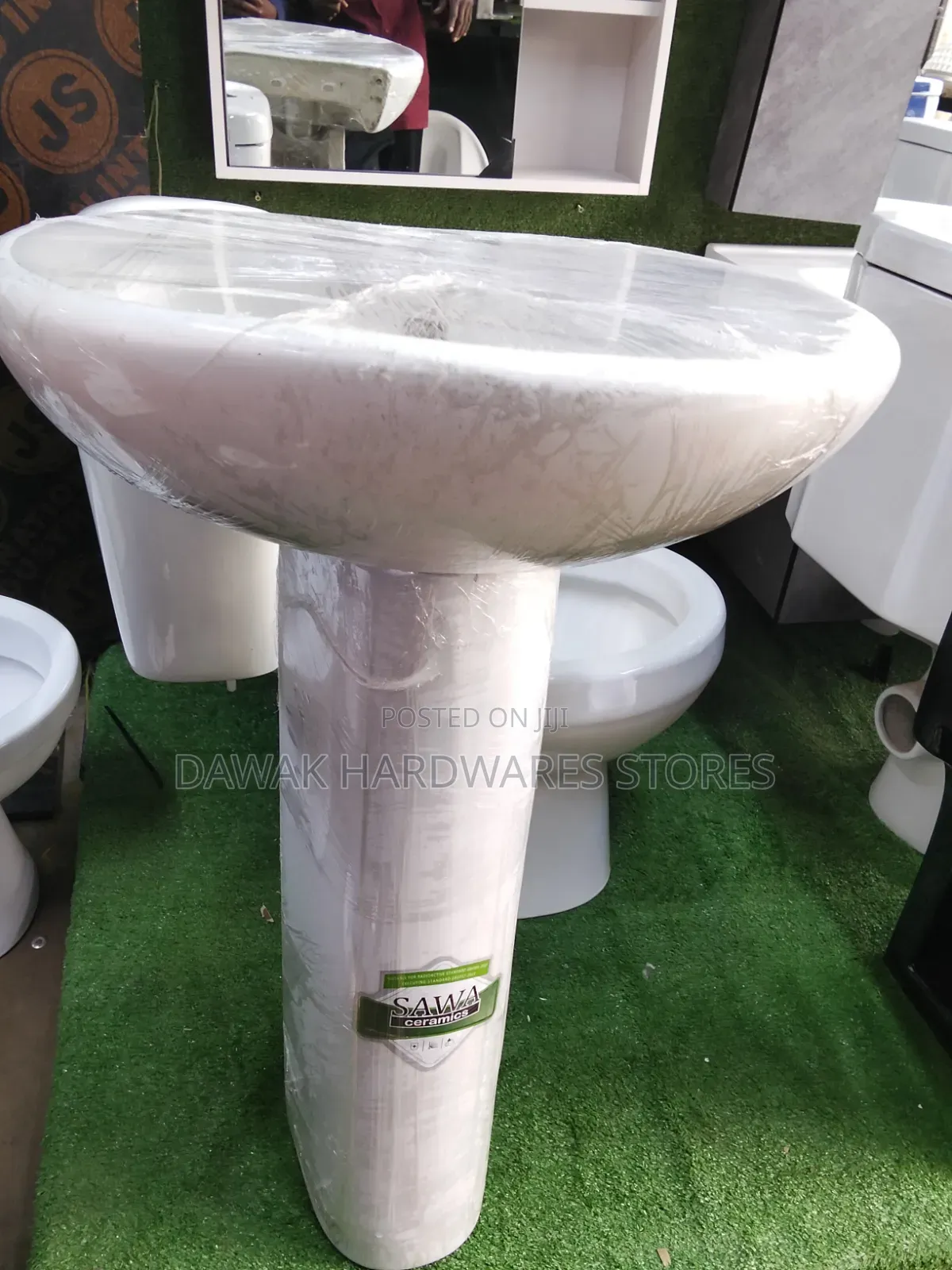 Sawa Washhandbasins Plus Pedestrial Stand