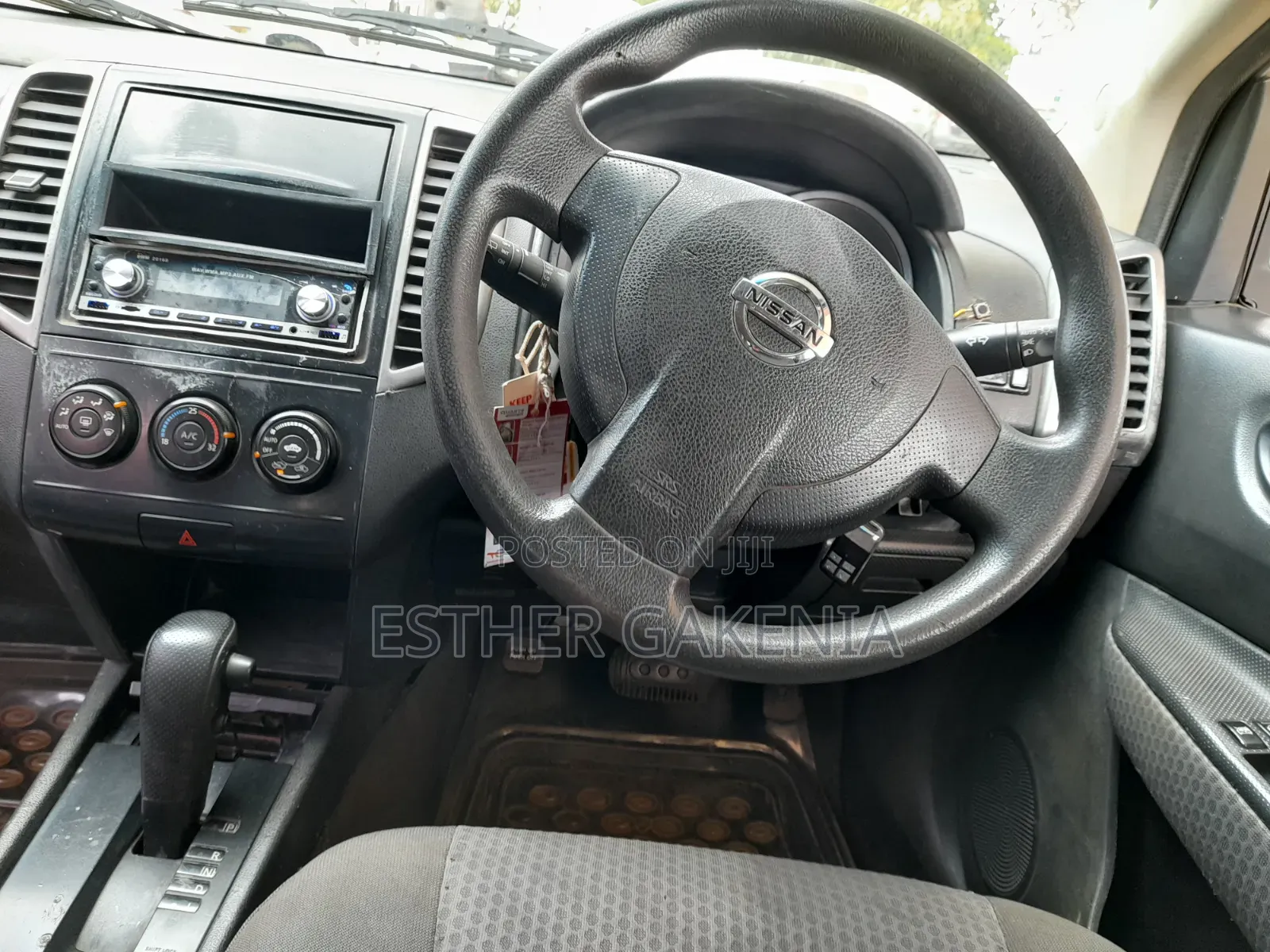 Nissan Wingroad 2010 Silver