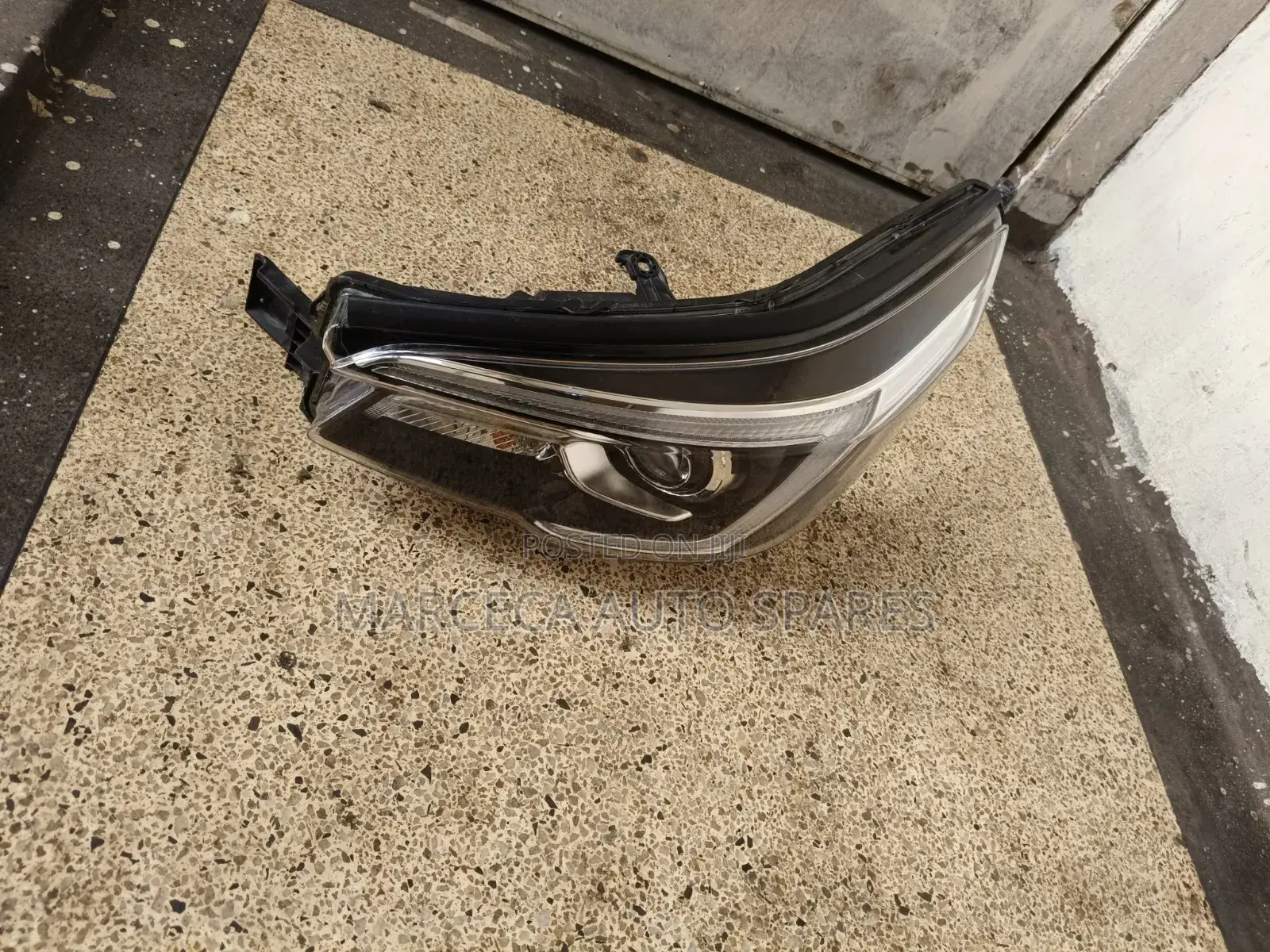 Headlight Subaru Sk 9 Engrave(Je)