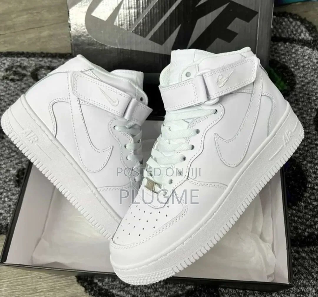 Nike Airforce 1 High-Cut Sneakers Black/White