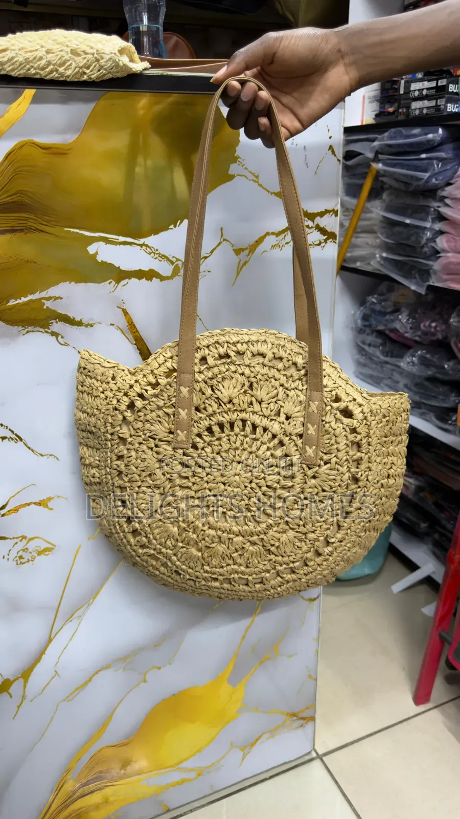 Gorgeous Woven Circular Tote—Yu