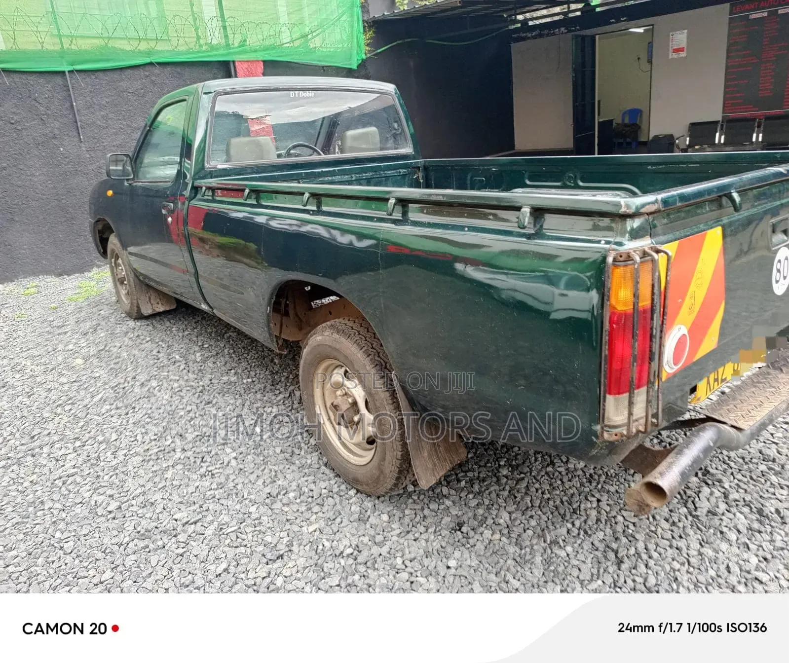 Nissan Hardbody 2015 Green