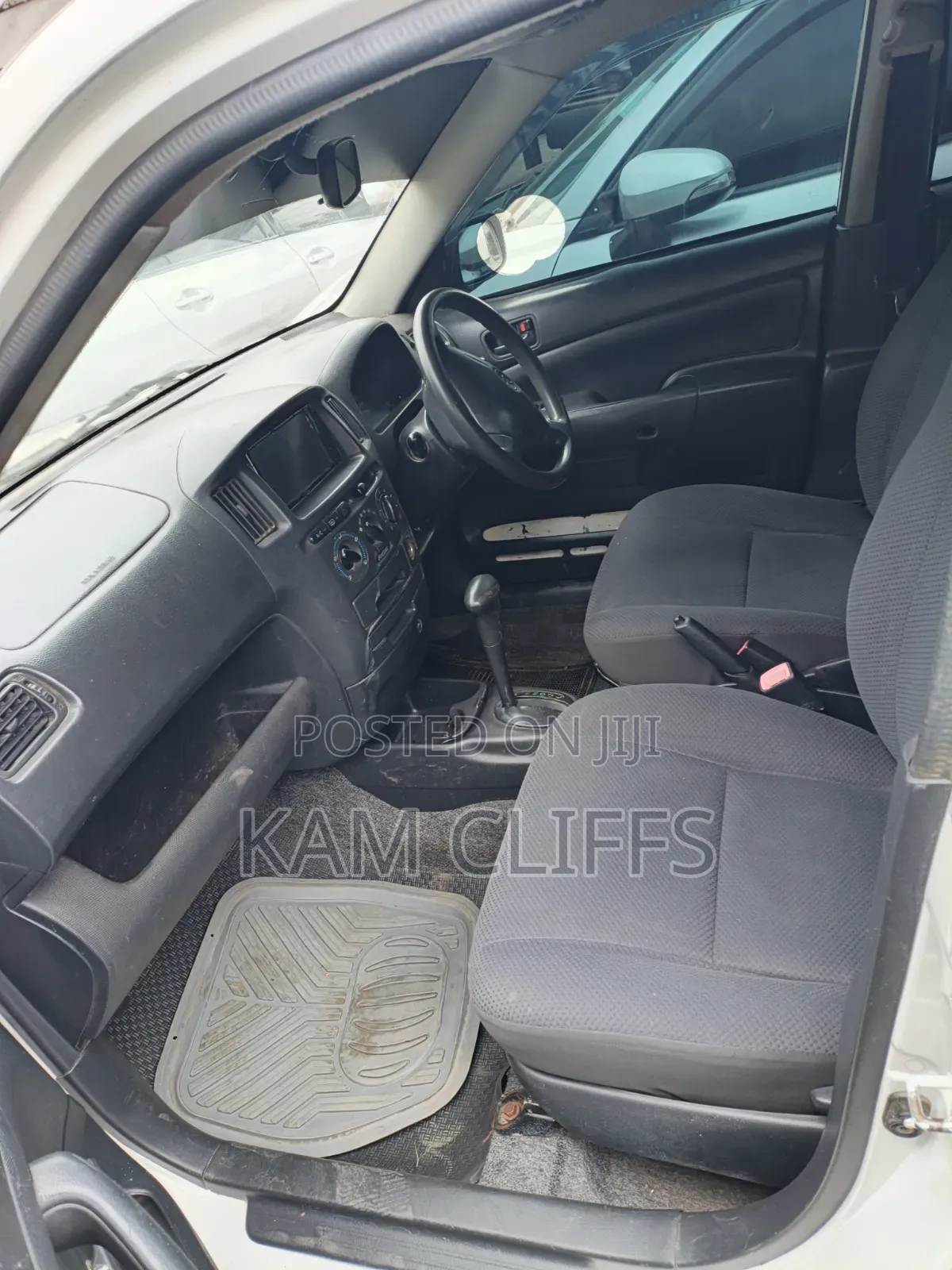 Toyota Probox 1.5 DX 2WD 2014 White