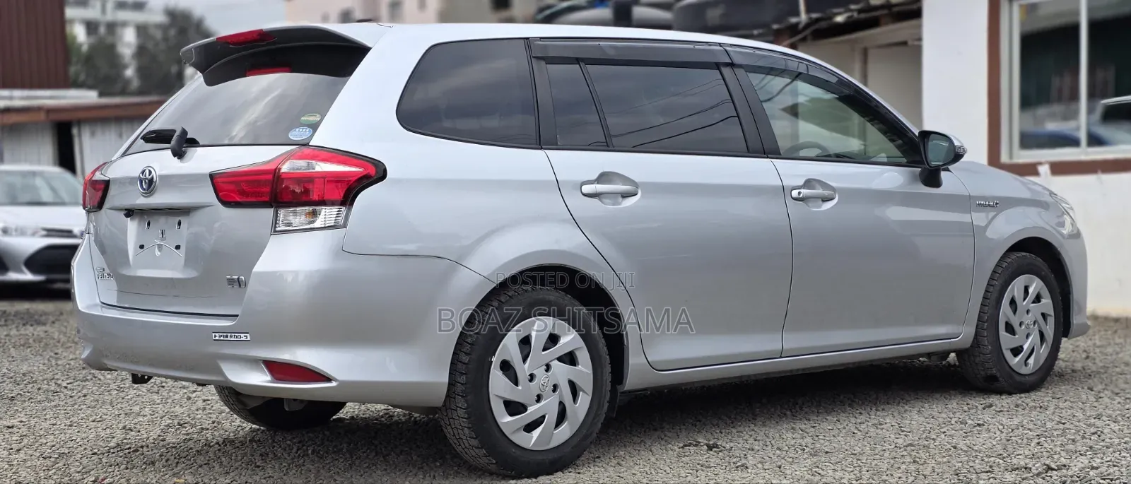 Toyota Corolla Fielder 2019 Silver