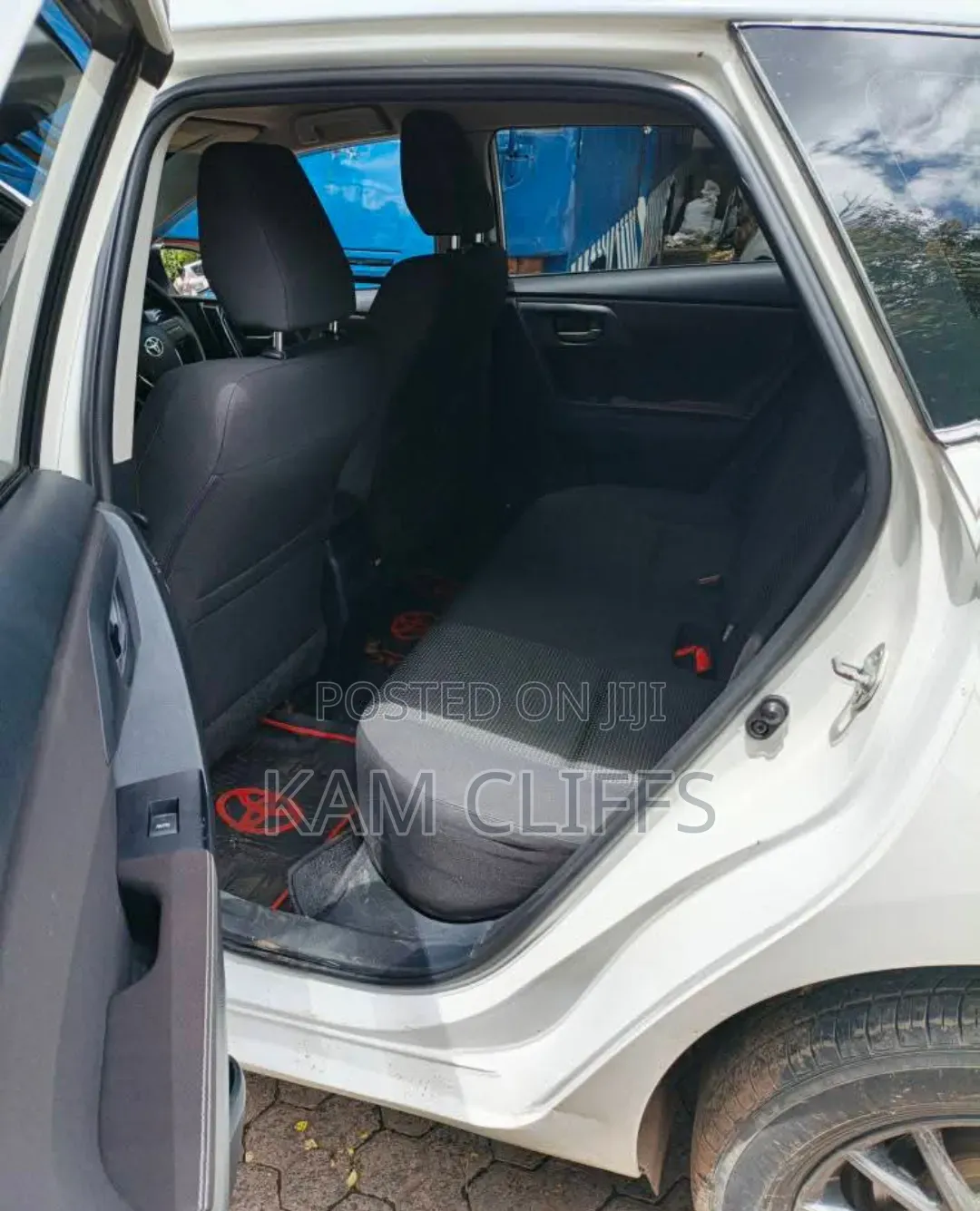 Toyota Auris 2017 Off white