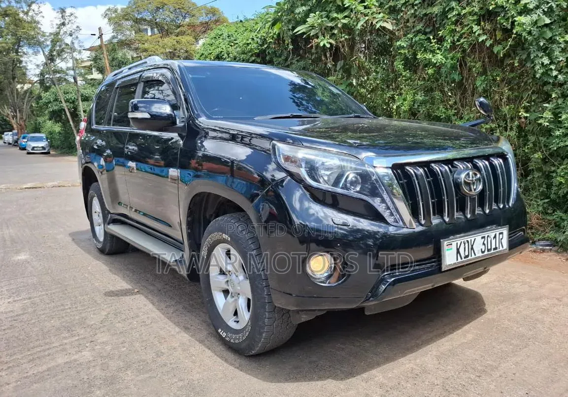 Toyota Land Cruiser Prado 2016 Black