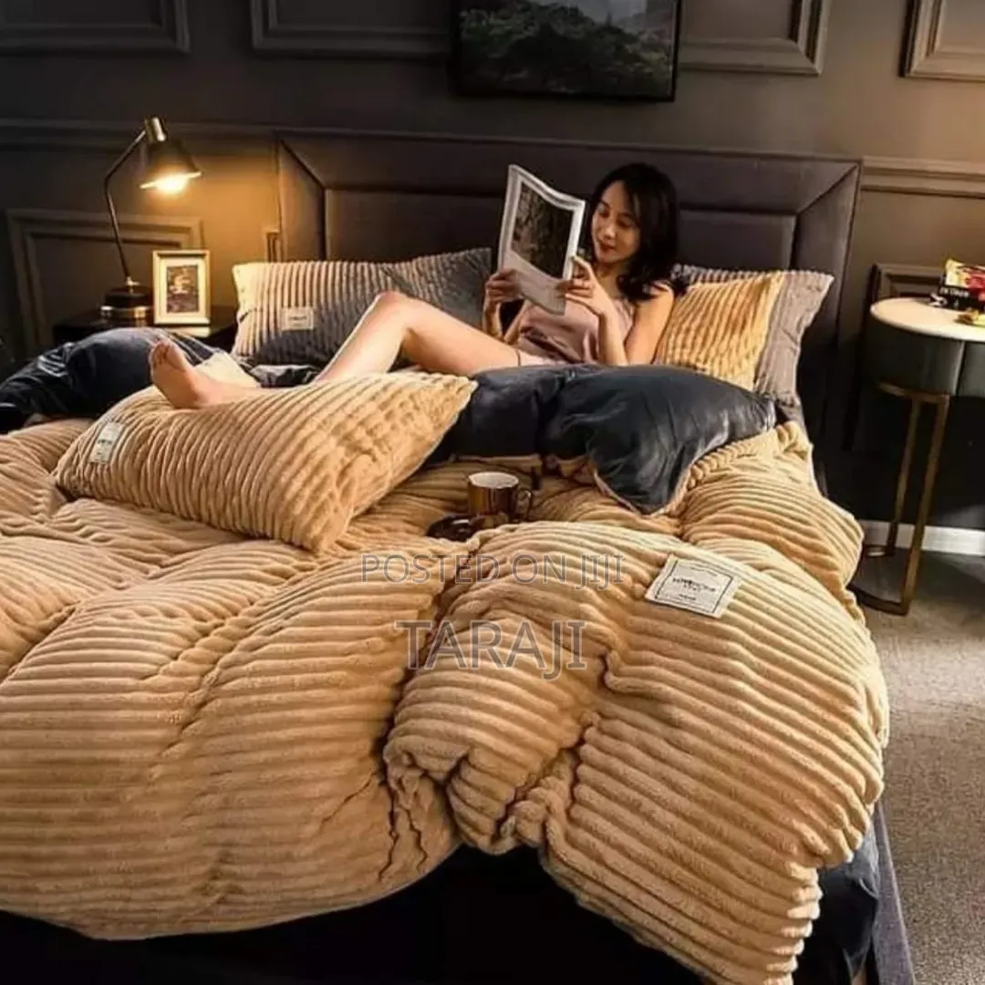 Luxury 4-Piece Velvet Duvet Set - Ultra Soft Heavy Bedding