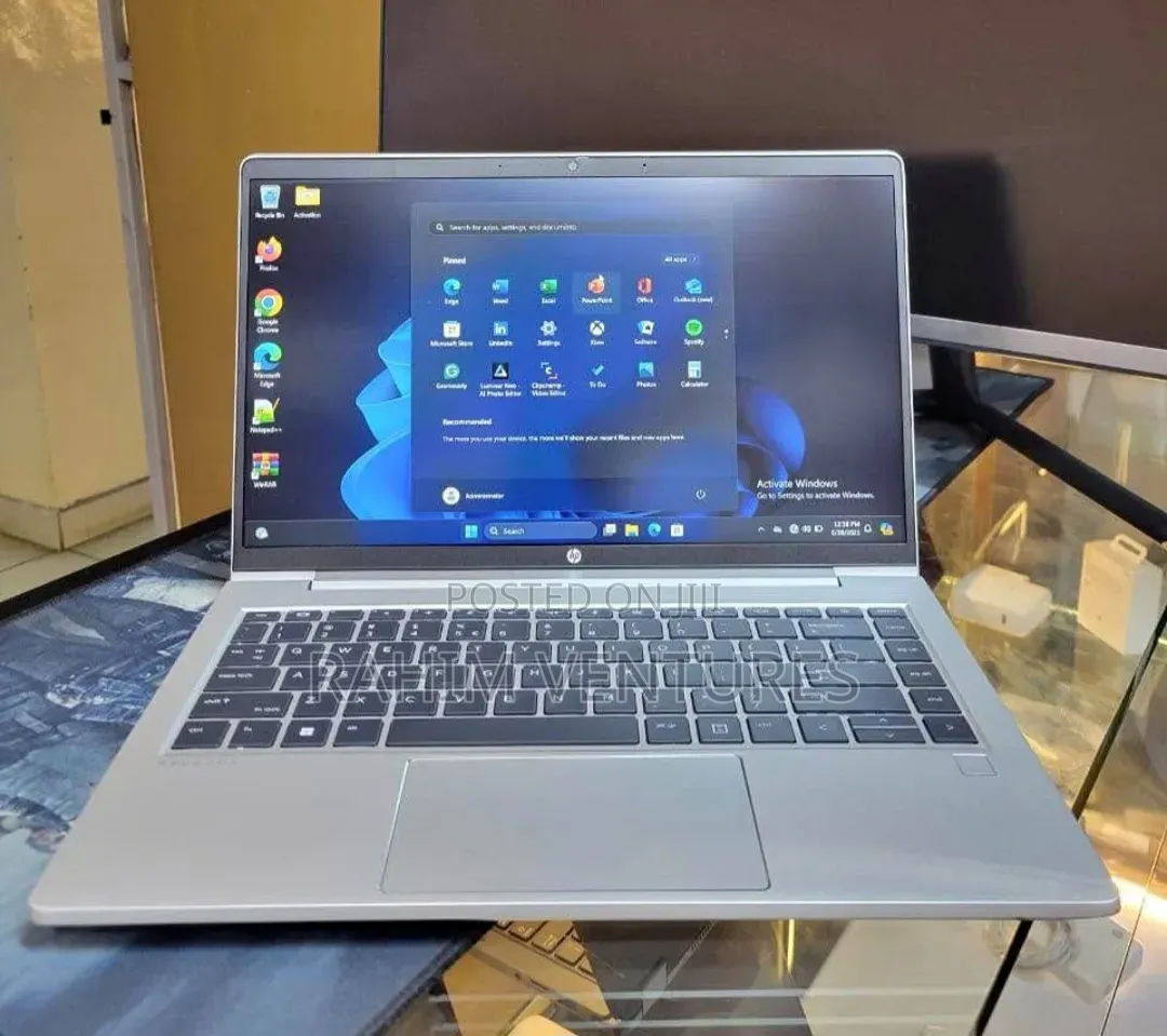 Laptop HP EliteBook 645 G9 8GB AMD Ryzen 5 SSD 256GB