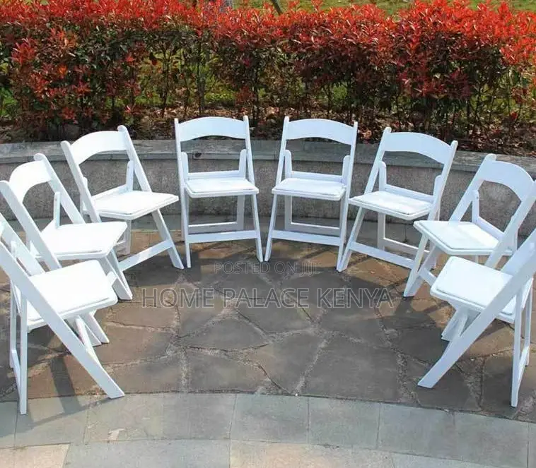 Plastic Chair: White Elegant Garden Event Chair