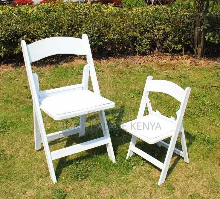 Plastic Chair: White Elegant Garden Event Chair
