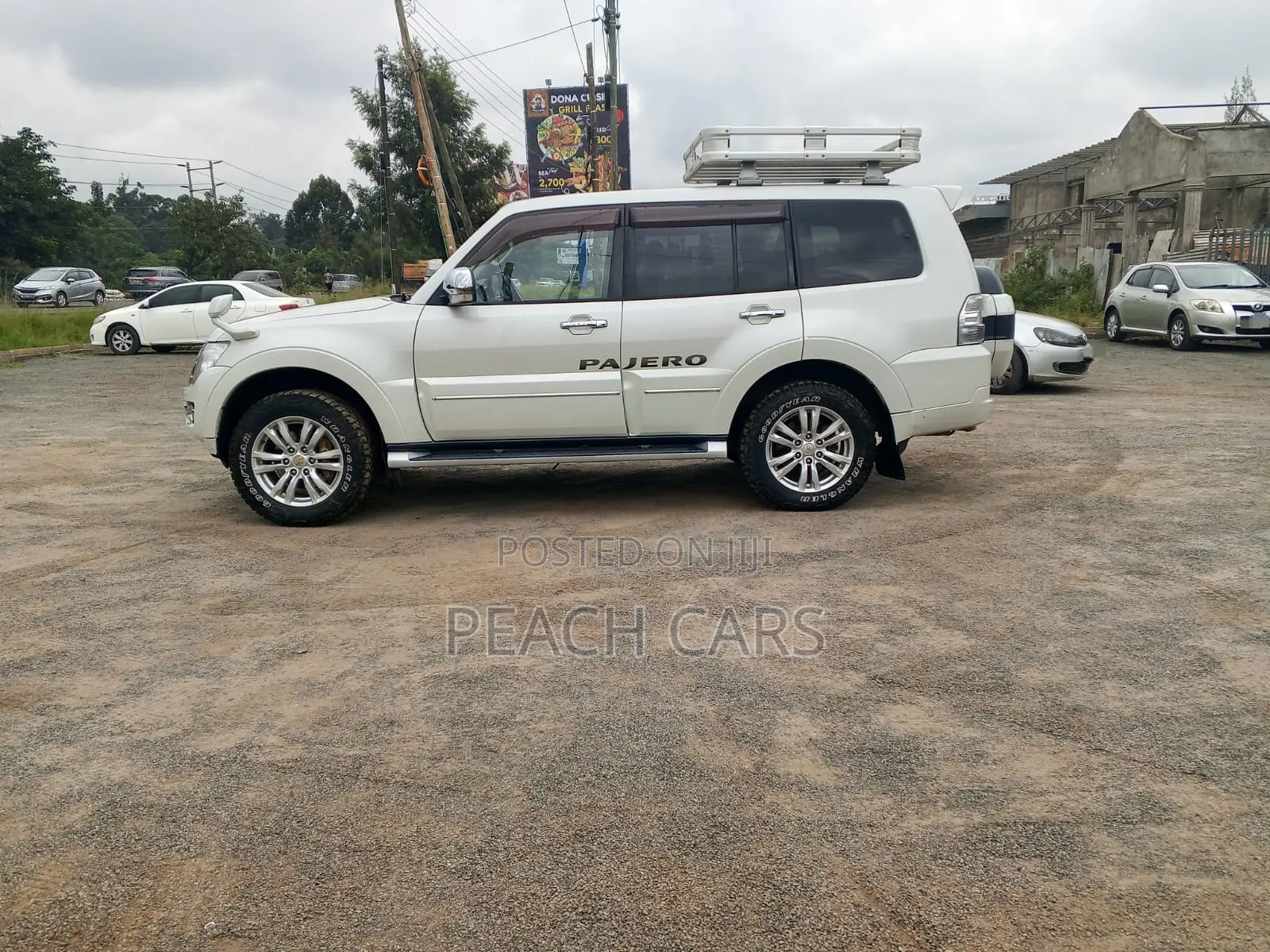 Mitsubishi Pajero 2015 White