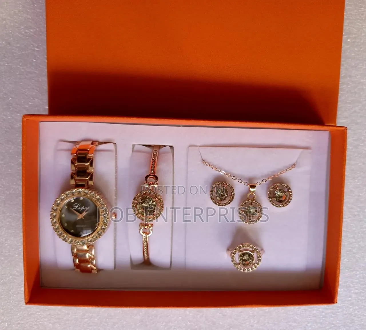 5 Pieces Ladies Gift Set