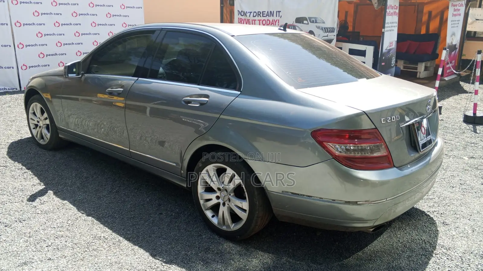 Mercedes-Benz C200 2010 Gray