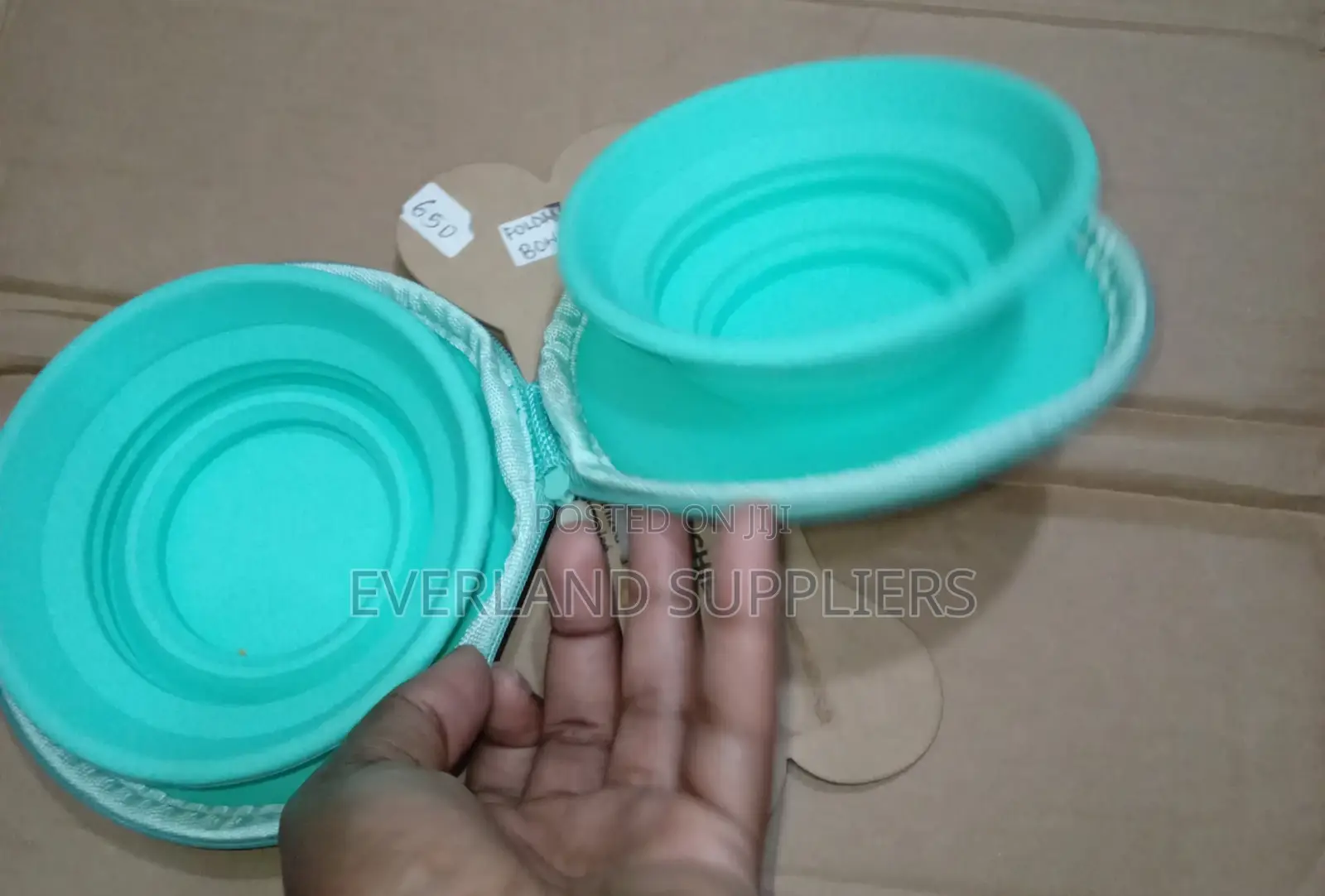 Collapsible Silicone Portable Travel Dog Feeder Bowl