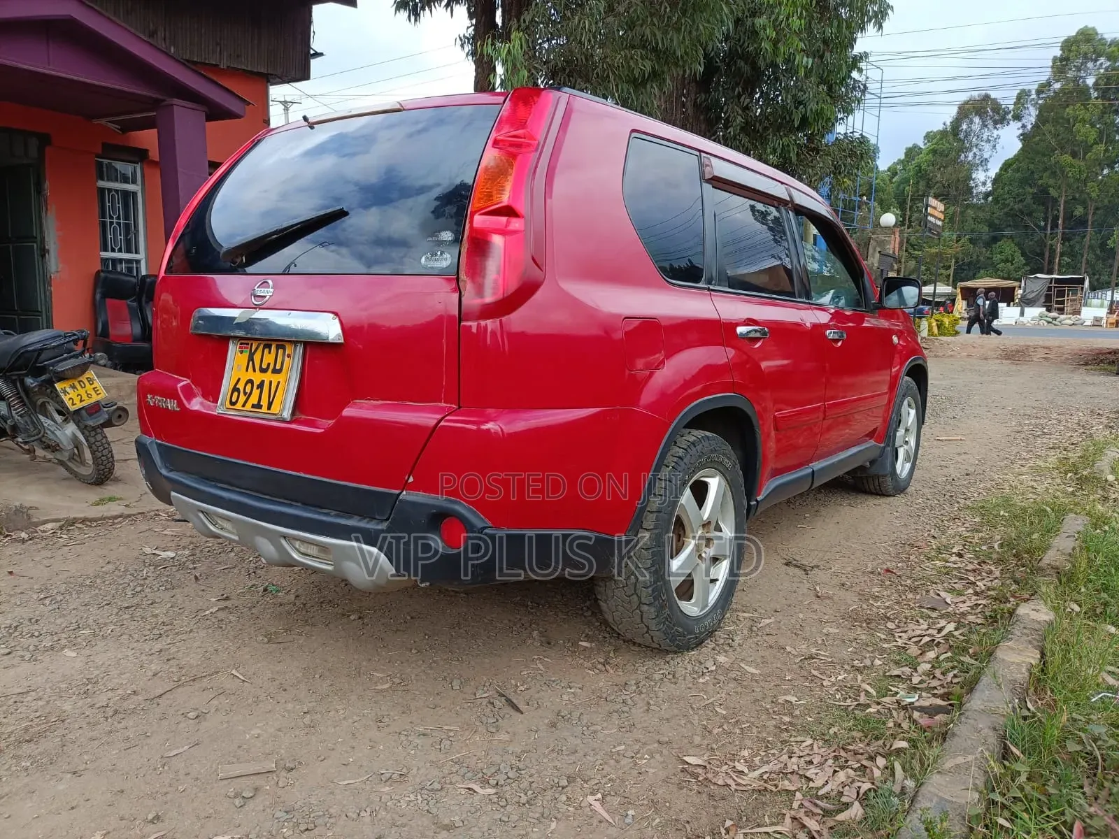 Nissan X-Trail 2.0 Automatic 2008 Red
