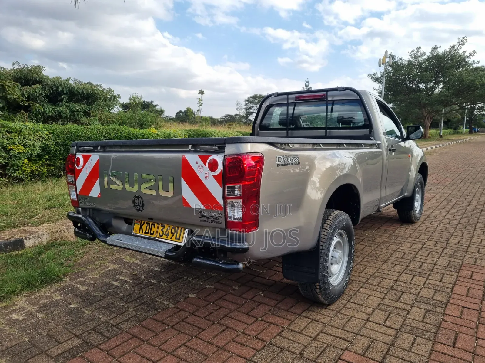 Isuzu D-MAX 2021 Gold