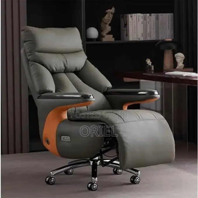 Office Chair : Executive C.E.O Leather Padded Office Chair