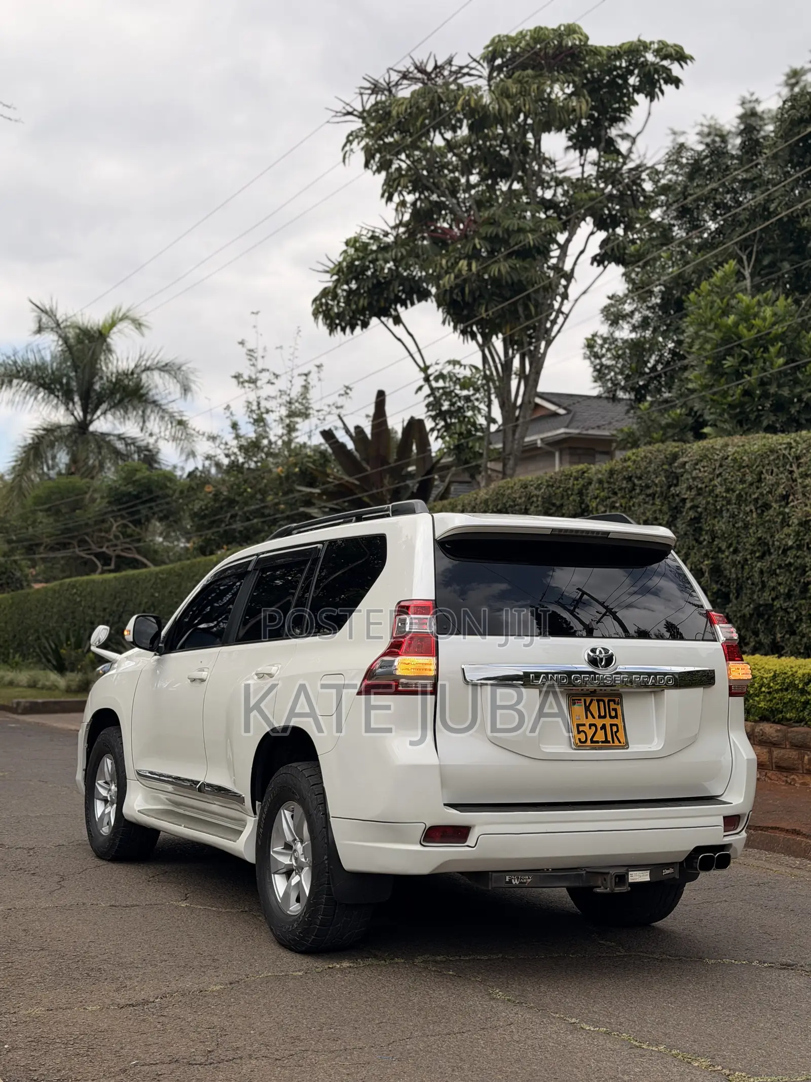 Toyota Land Cruiser Prado 2016 White