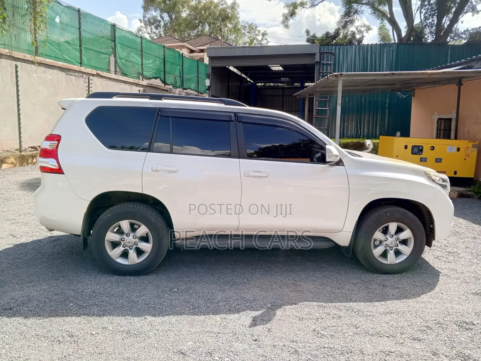 Toyota Land Cruiser Prado 2015 White