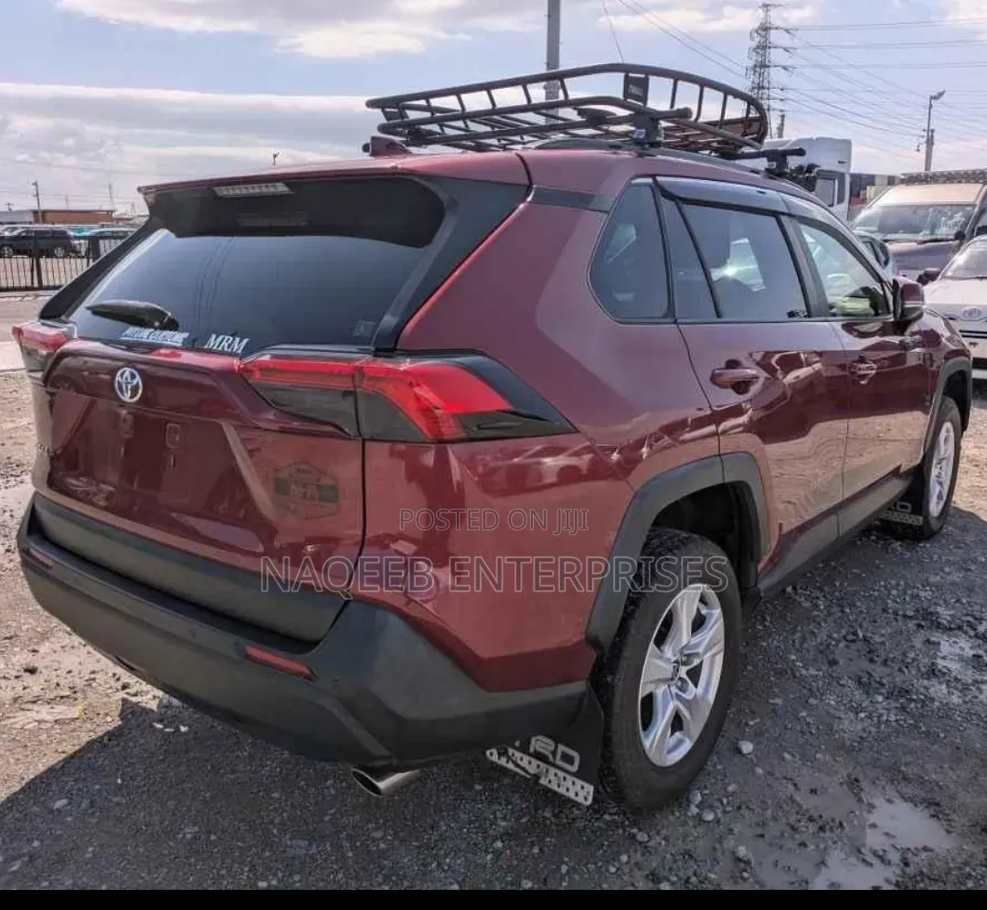 Toyota RAV4 2019 Maroon
