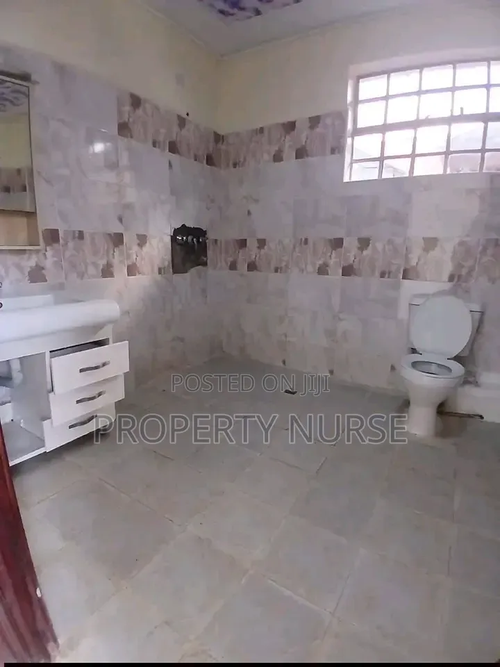 4bdrm Maisonette in Gateway Mall Area for rent