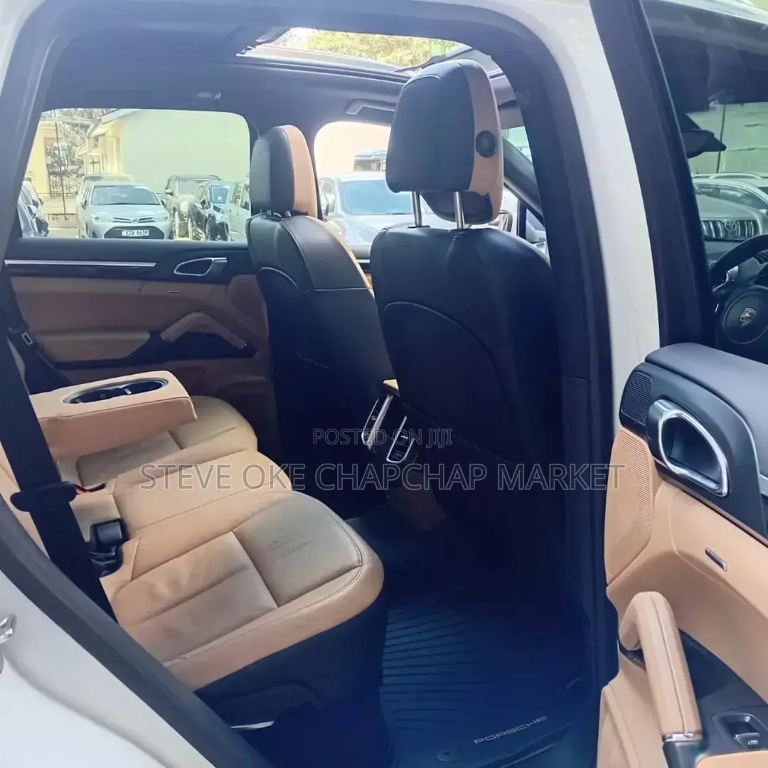 Porsche Cayenne 4dr SUV AWD (3.6L 6cyl 6M) 2014 White