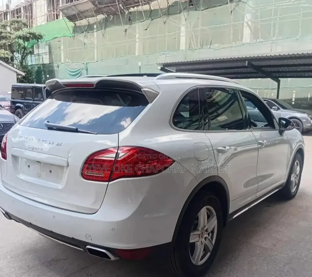Porsche Cayenne 4dr SUV AWD (3.6L 6cyl 6M) 2014 White