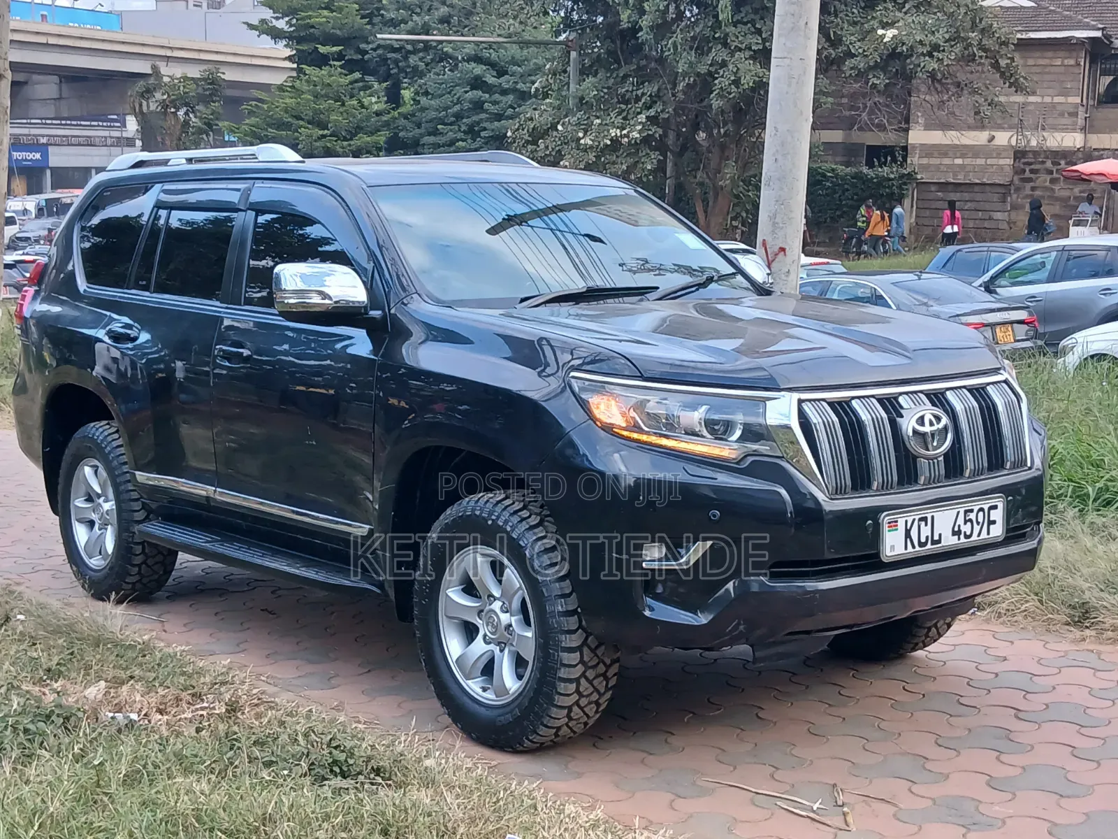 Toyota Land Cruiser Prado 2011 Black