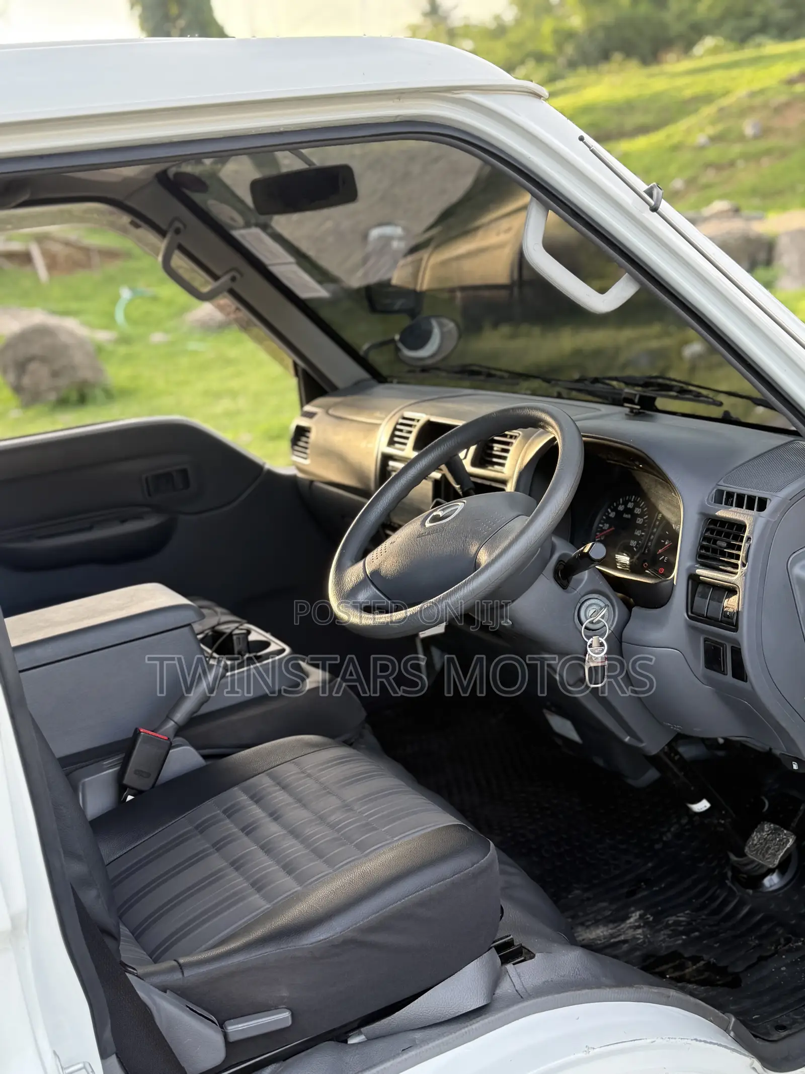 Mazda Bongo 2019 White