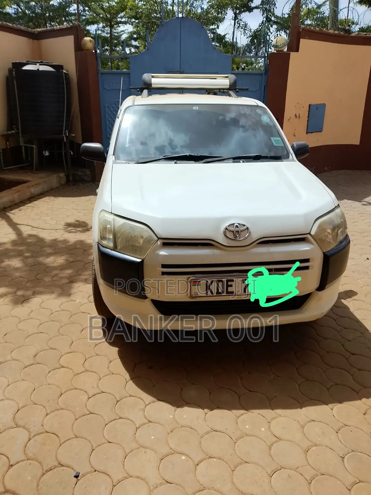 Toyota Succeed SV Premium 2014 White