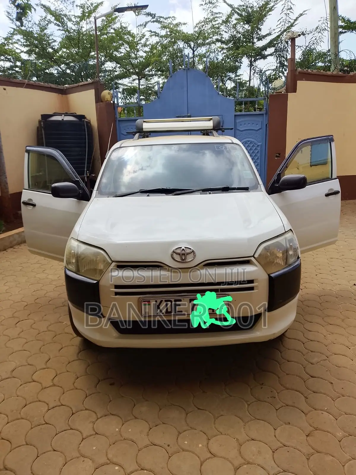 Toyota Succeed SV Premium 2014 White