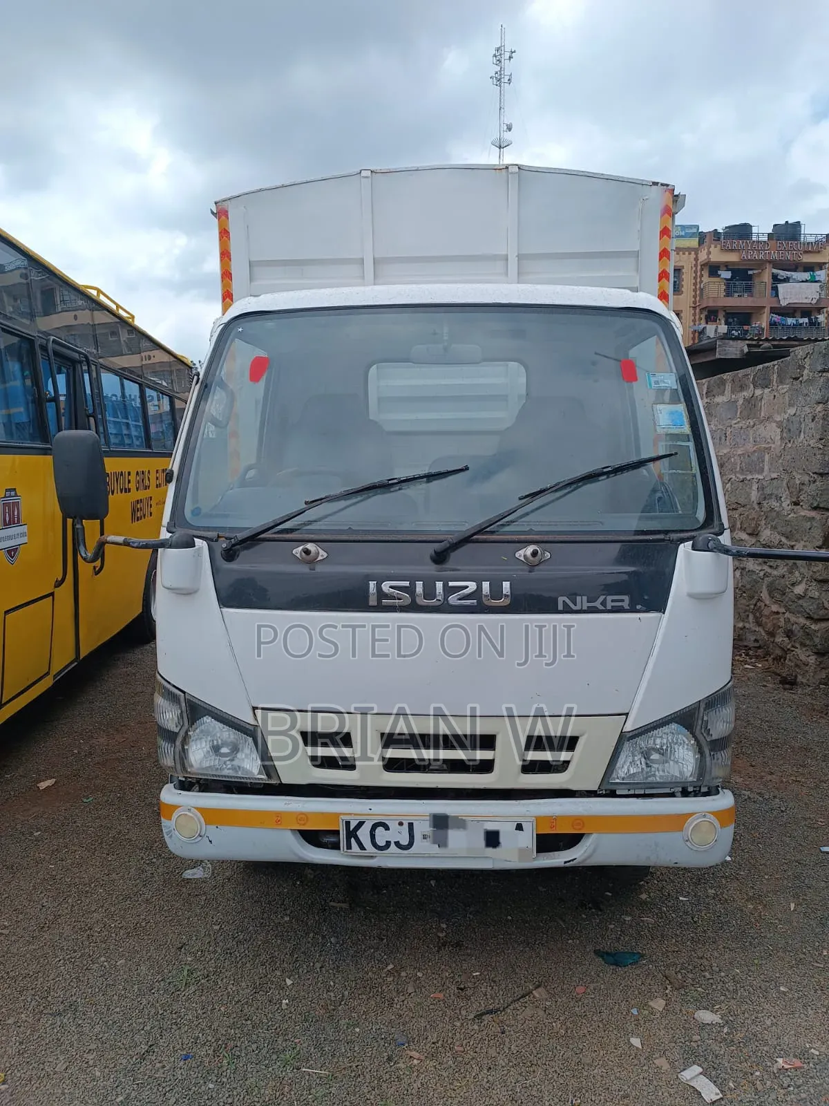 Isuzu NKR Original Local Canter 2017