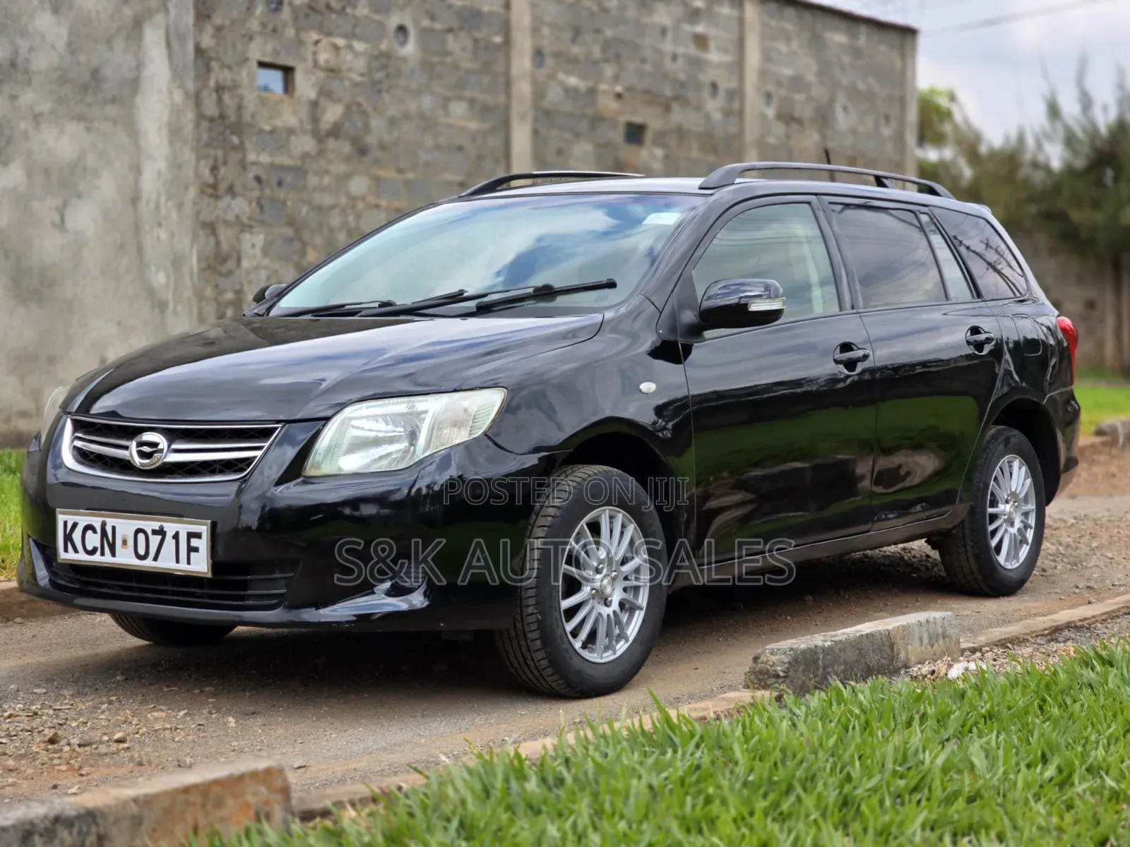 Toyota Corolla Fielder 2011 Black