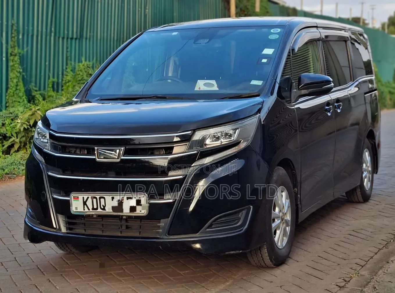 Toyota Noah 2018 Black