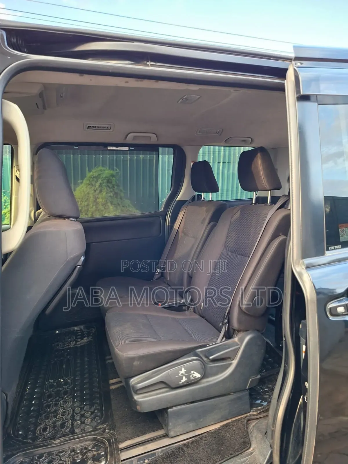 Toyota Noah 2018 Black