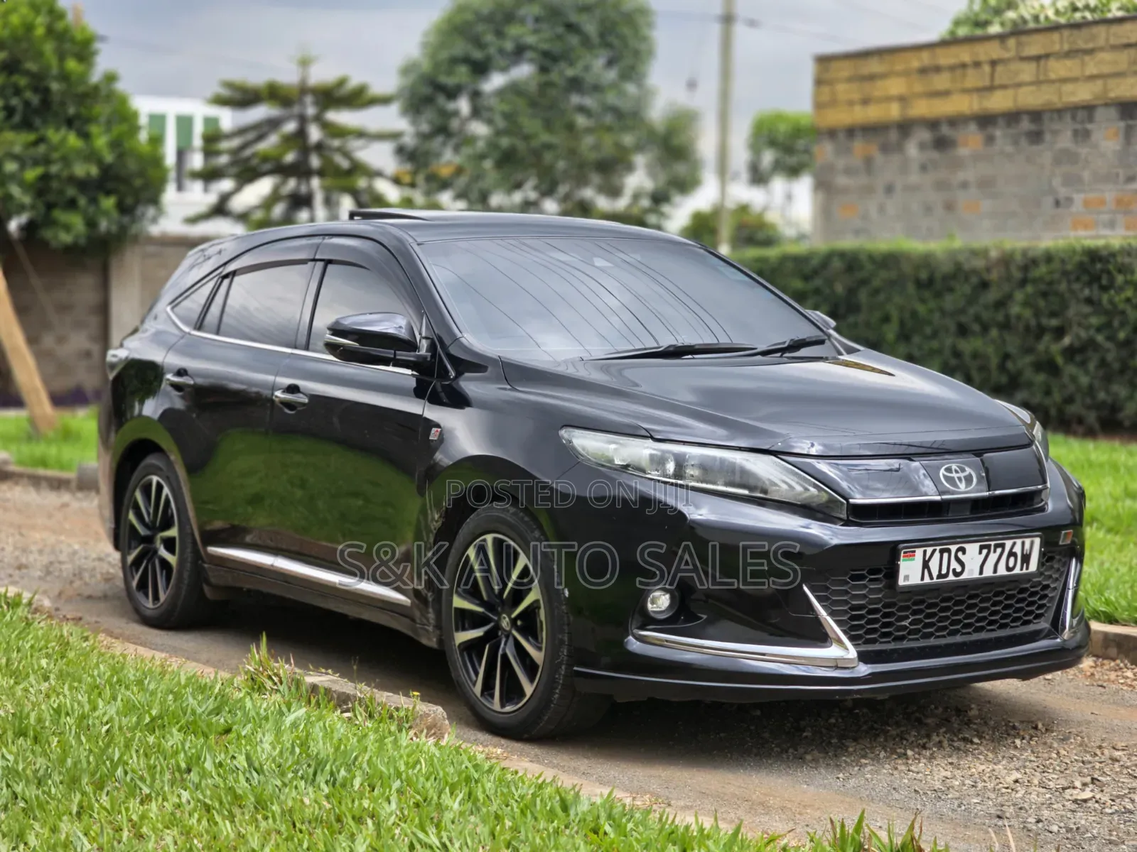 Toyota Harrier 2019 Black